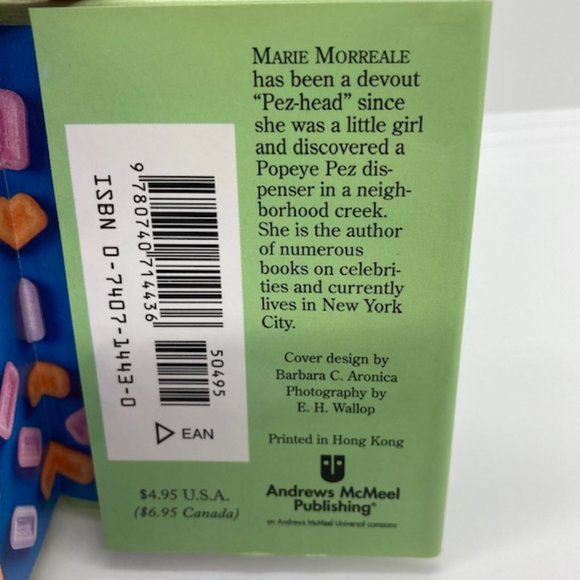 3/$25! PEZ: A LITTLE COLLECTIBLE BOOK - Picture 7 of 9